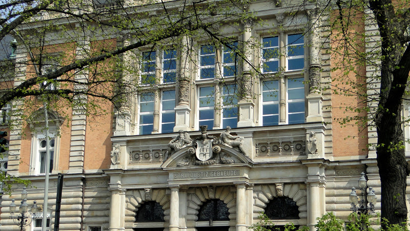 Strafjustiz, Hamburg, Amtsgerichte, Landgericht, Oberlandesgericht, LG, AG, OLG, Sievekingplatz, Justizforum, Strafjustizgebäude Hamburg